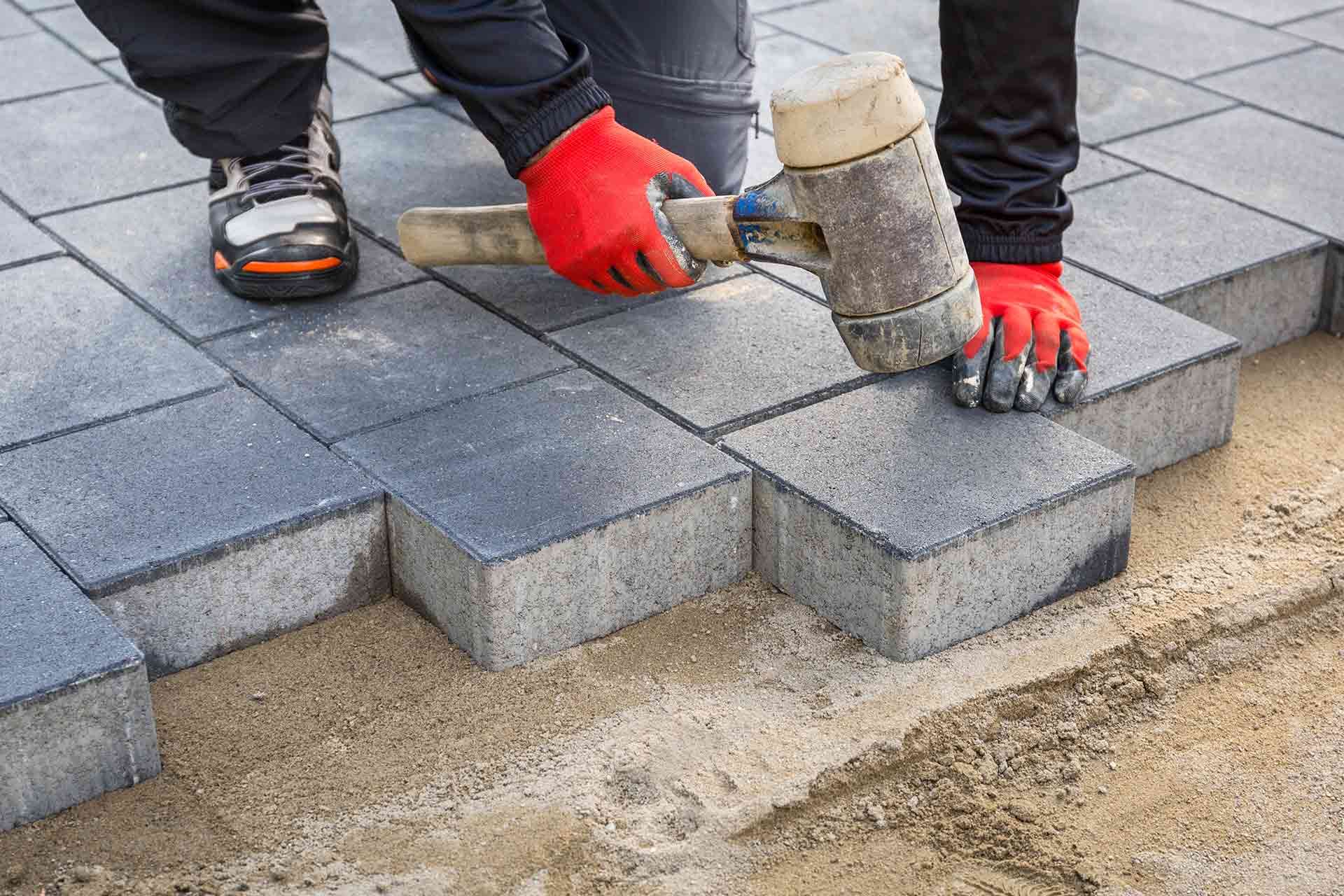 Driveway Paving for Curb Appeal: Enhancing Your Home's Exterior