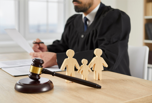 The Biggest Pitfalls in Custody Battles and How Child Custody Lawyers Avoid Them