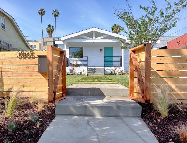 Modern Fence Designs Complementing Traditional And Contemporary Home Architecture
